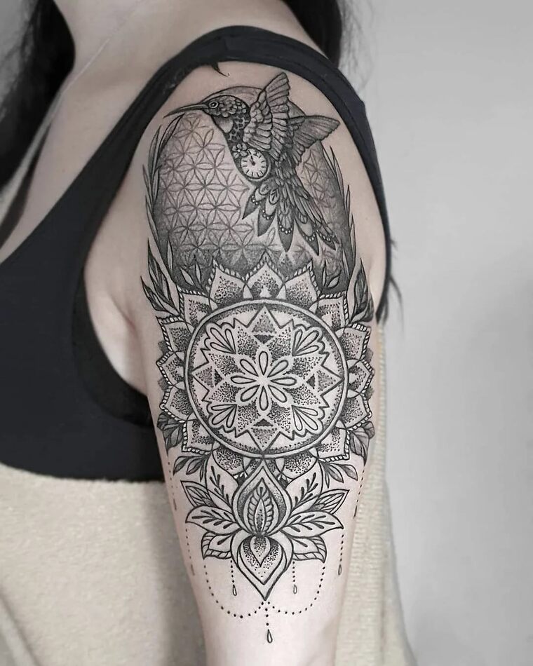 Особенности dotwork tattoo