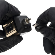 Источник питания Ambition Korall Mini RCA - Gold (2400мАч)