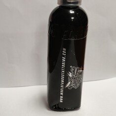 Пигмент на распродаже Legendary Outlining Ink Black - УЦЕНКА